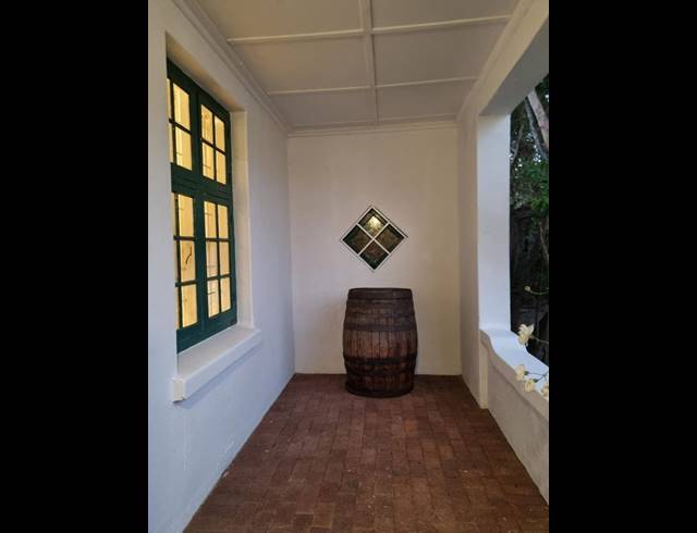 2 BEDROOM PROPERTY TO RENT IN SOMERSET WEST CENTRAL